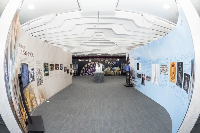 Exposition Notre-Dame “(Re)births”