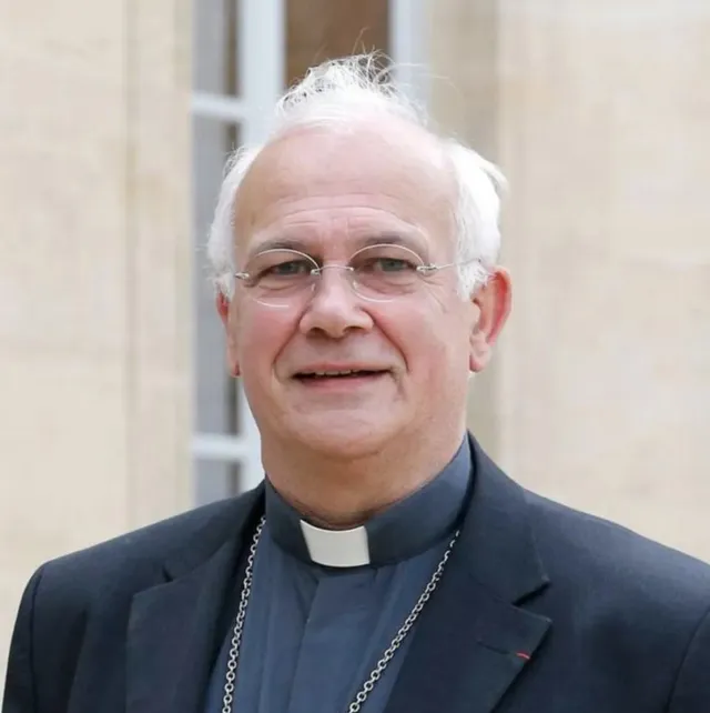 L’article sur la visite de Mgr Lalanne est disponible sur “Trait d’Union”