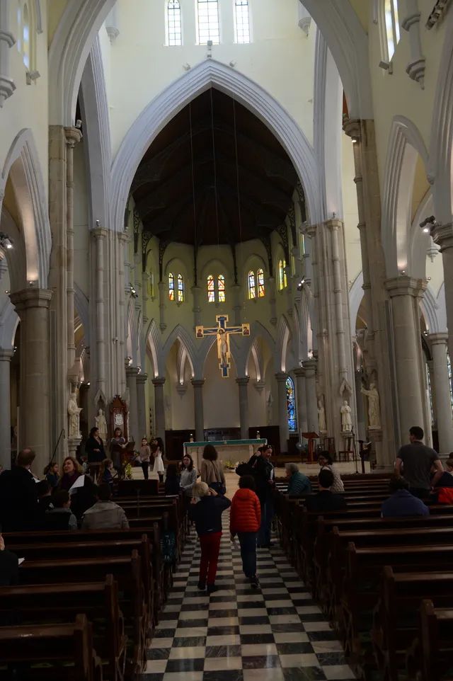 Messe à la cathédrale et voeux du père Rémy