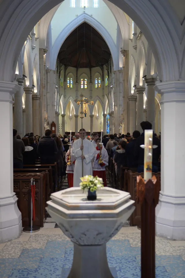 Messe à la cathédrale et voeux du père Rémy