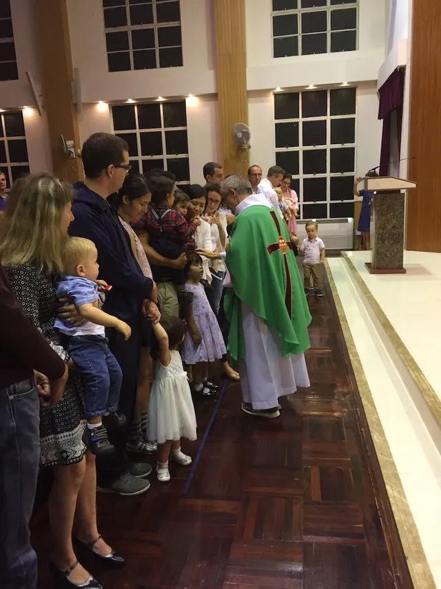 Présentation des enfants préparés au baptême